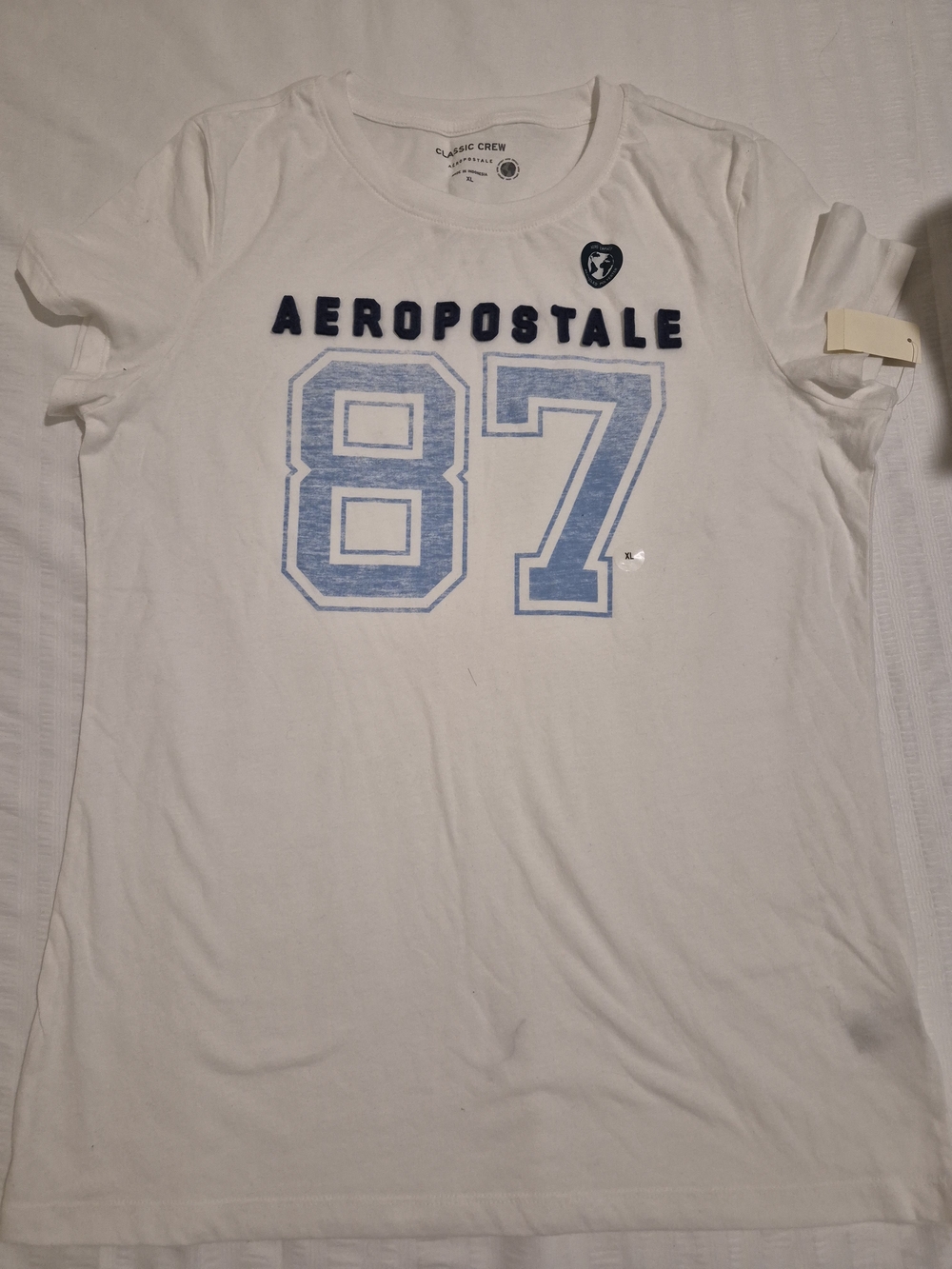 Aeropostale White 87 Graphic TeeAeropostale NWT Women's XL White Short Sleeve - Picture 2 of 6